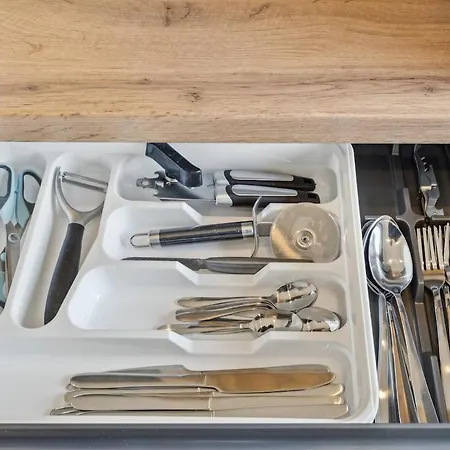 公寓 Ddhomes- Firmen & Monteure App - 6 Pers,balkon,zentral, Smarttv