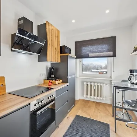 Ddhomes- Firmen & Monteure App - 6 Pers,balkon,zentral, Smarttv