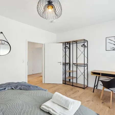 Ddhomes- Firmen&monteure App - 6 Pers,balkon,zentral, Smarttv *