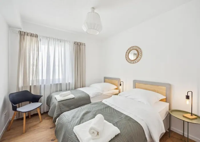 公寓 Ddhomes- Firmen & Monteure App - 6 Pers,balkon,zentral, Smarttv 巴特埃姆斯